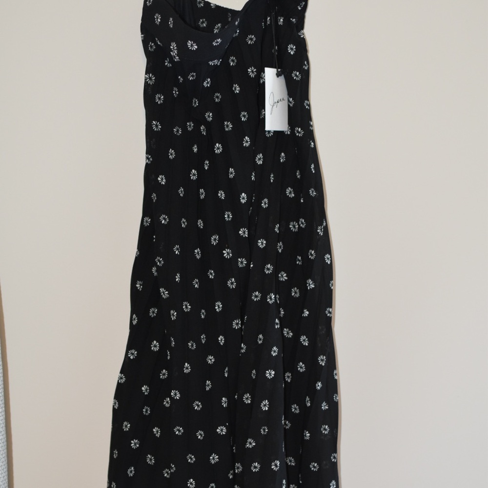 High waisted skirt